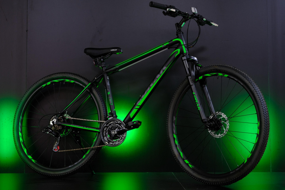 Lorak MAX 190 Матовый Чёрный/Зелёный 21р (на рост 183-190)